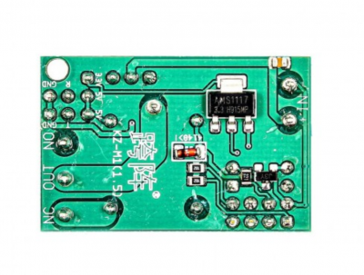 ماژول ESP8266 به همراه رله مناسب برای استفاده در خانه هوشمند